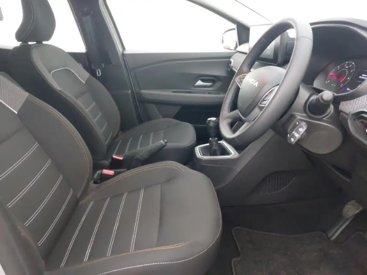 2023-dacia-sandero-stepway-10-tce-expression-90bhp-big-10