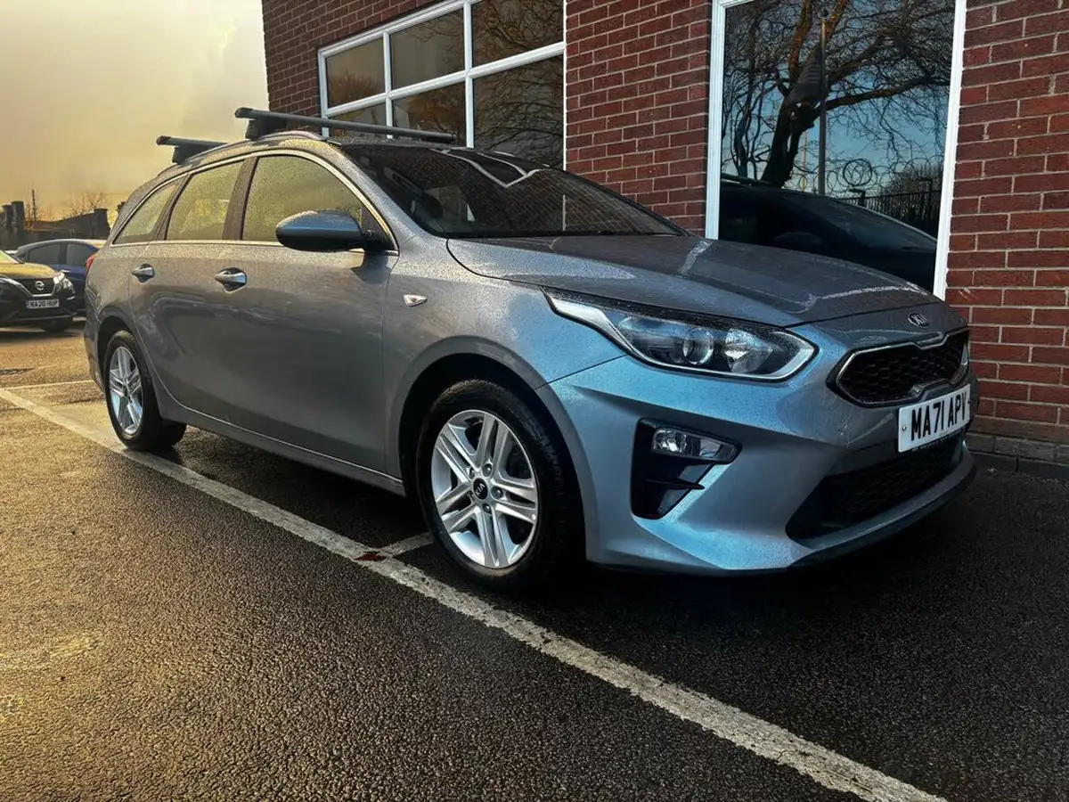 2021-kia-ceed-16crdi-2-nav-134bhp-48v-mhev-sportswagon-big-3
