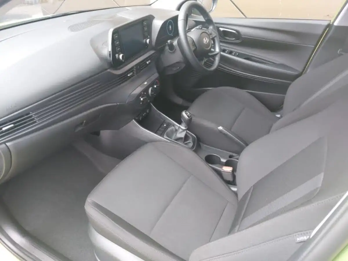 2024-hyundai-i20-10-t-gdi-advance-big-4