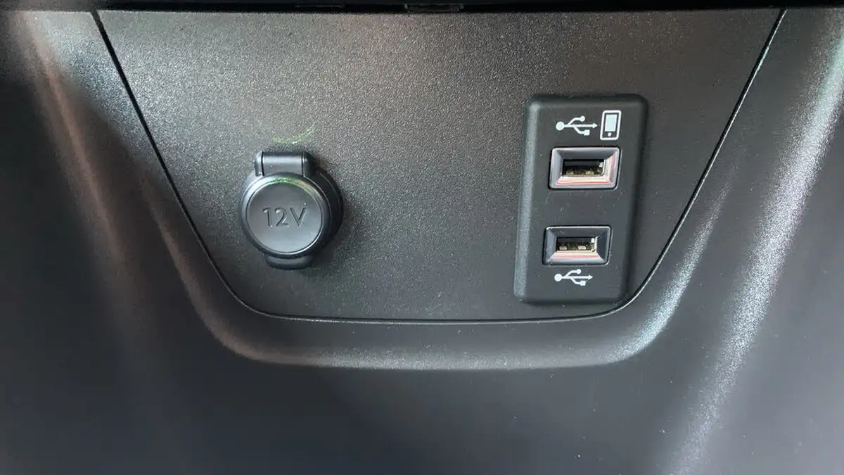 2020-vauxhall-crossland-x-12-elite-nav-130ps-turbo-auto-big-17