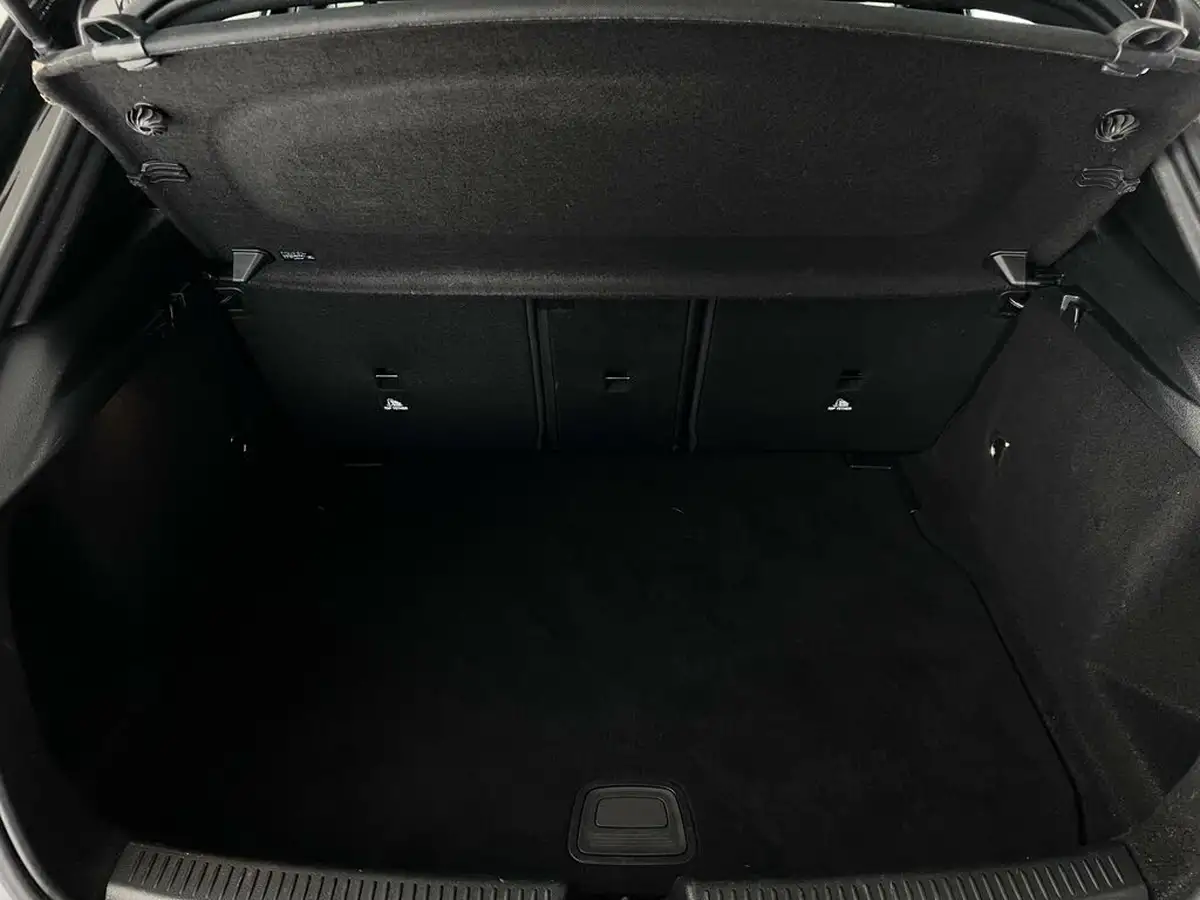 2020-mercedes-benz-a-class-13-a180-sport-executive-hatchback-5d-7g-dct-big-9
