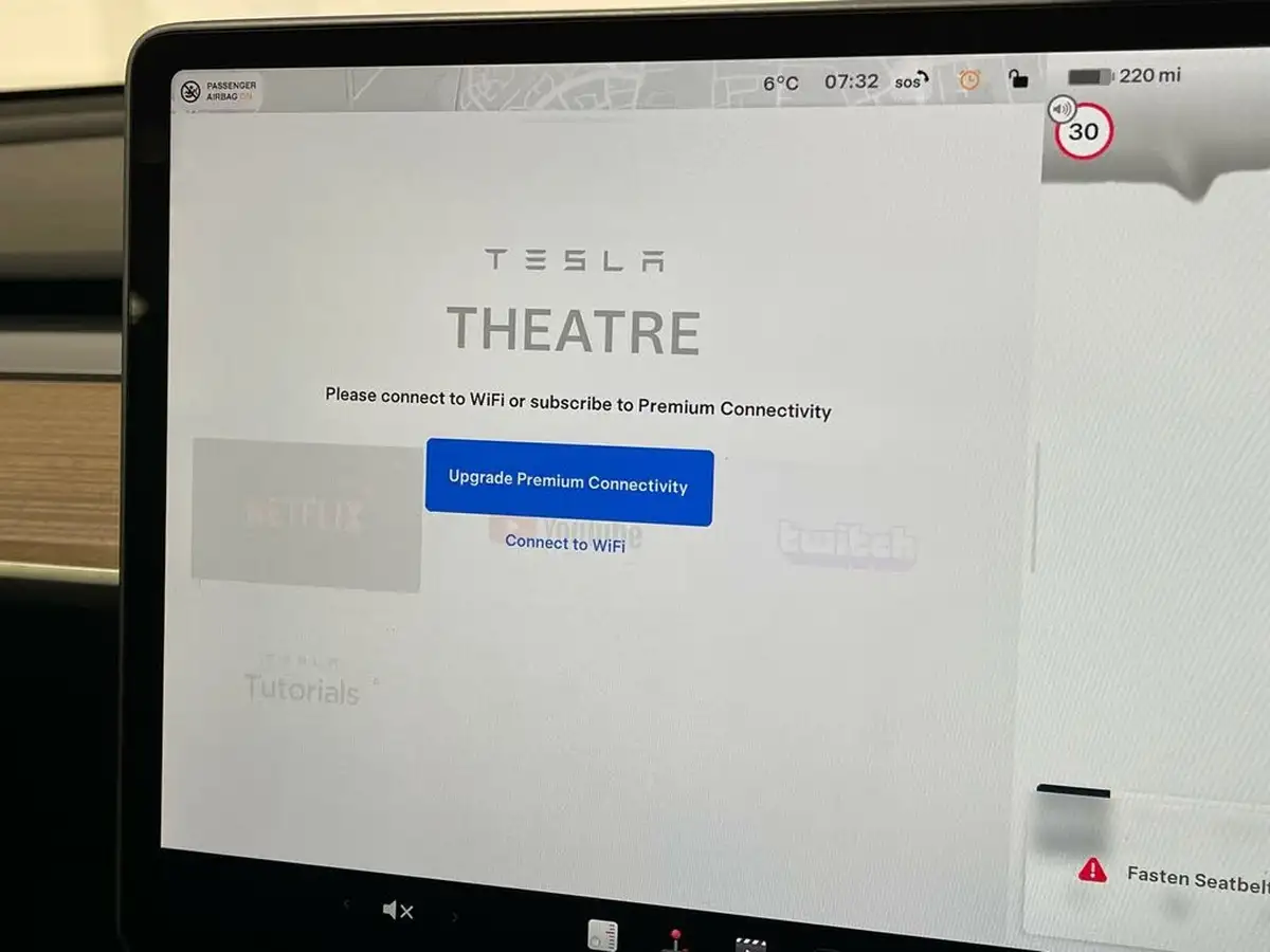 2024-tesla-model-y-e-performance-big-75