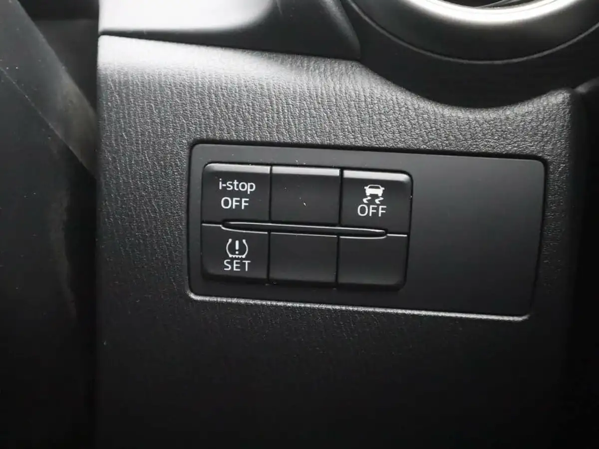 2021-mazda-mazda2-15-skyactiv-g-se-l-mhev-hybrid-big-21