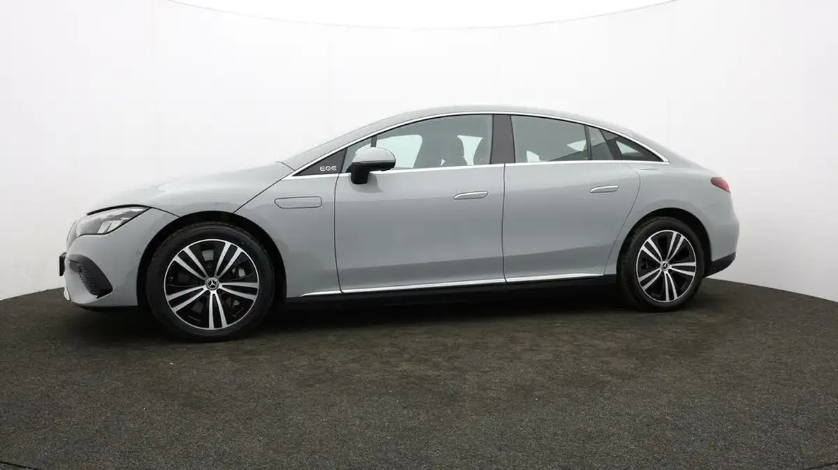2023-mercedes-benz-eqe-e-eqe-300-sport-edition-big-57