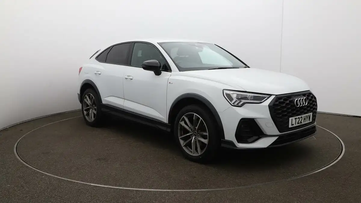 2022-audi-q3-15-35-tfsi-black-edition-cod-sportback-s-tronic-big-36