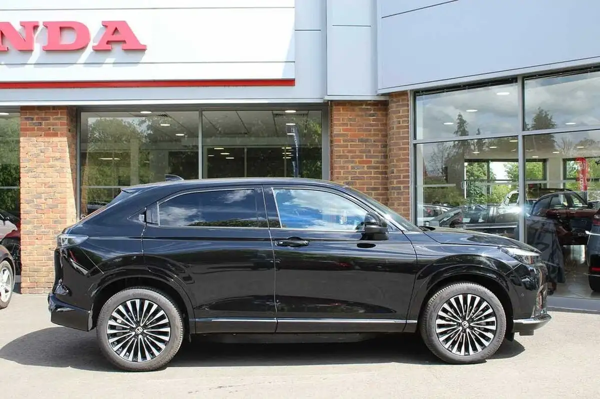 2024-honda-eny1-e-advance-big-4