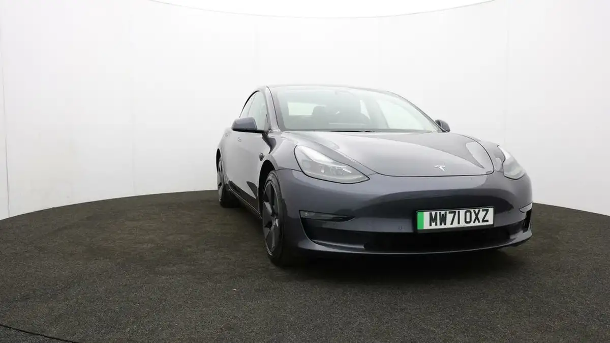 2021-tesla-model-3-e-long-range-awd-big-44