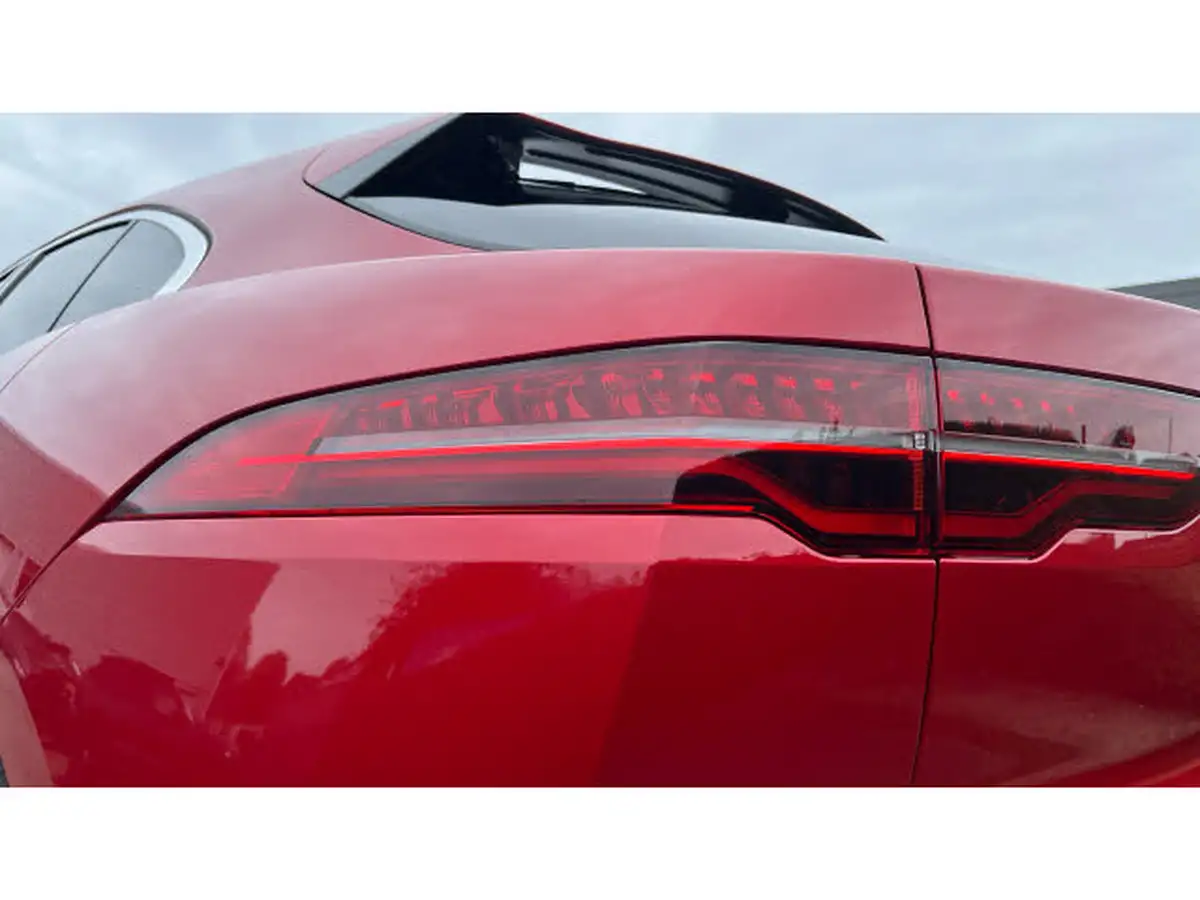 2024-jaguar-i-pace-ev400-r-dynamic-hse-black-big-18