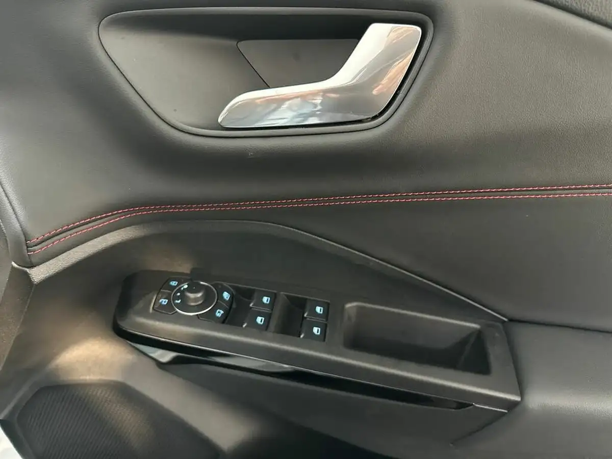 2025-ford-puma-suv-10-st-line-auto-big-29