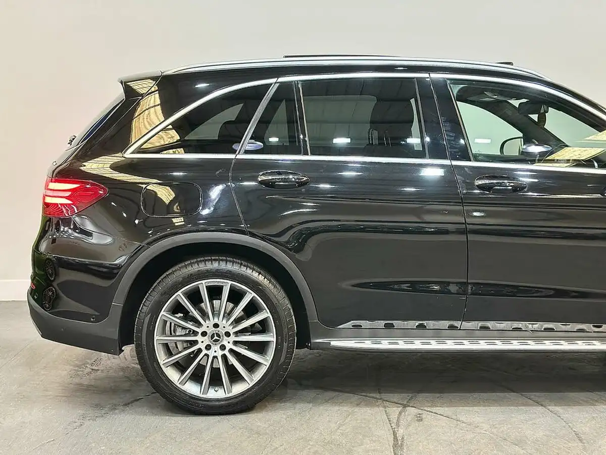 2018-mercedes-benz-glc-class-21d-glc220d-amg-line-premiumss-station-wagon-5d-big-15