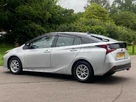 2019-toyota-prius-small-14