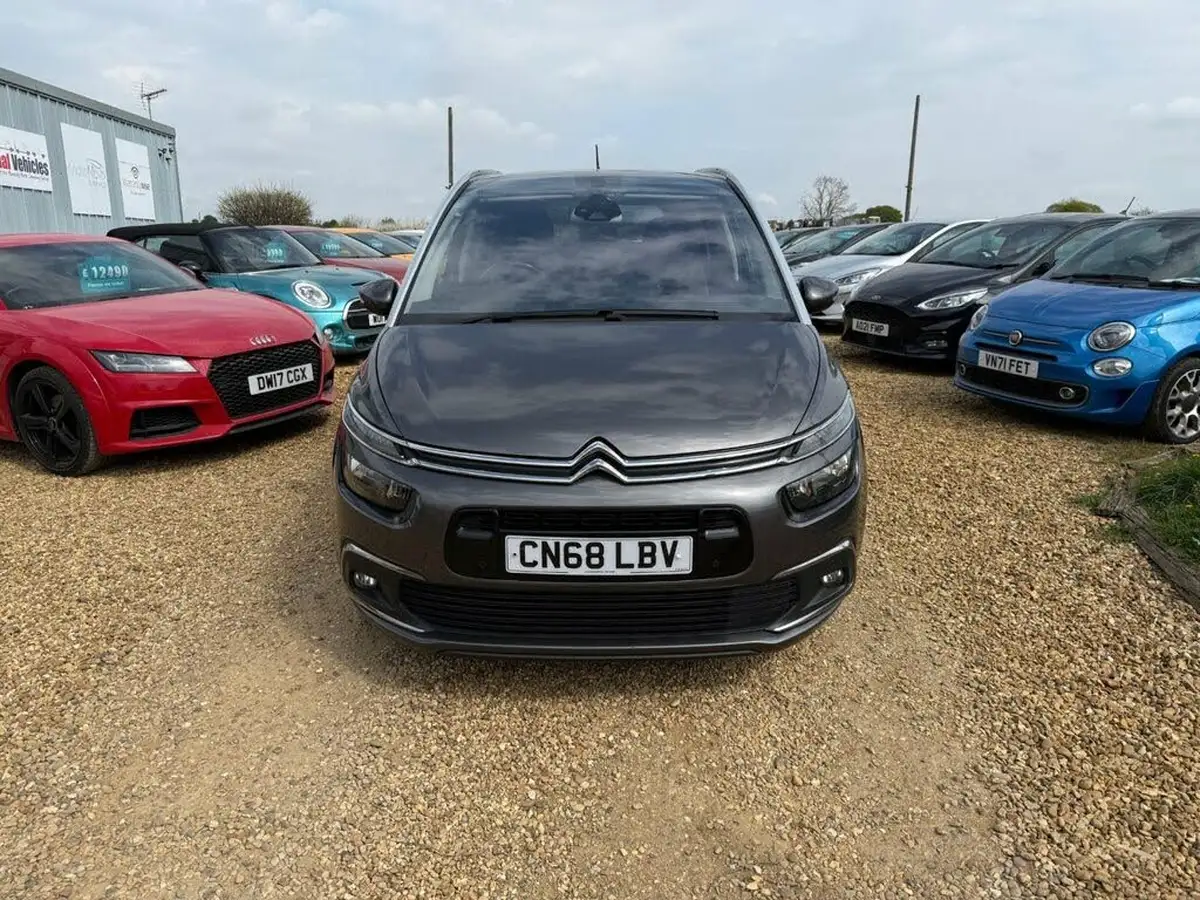 2018-citroen-grand-c4-spacetourer-15bluehdi-flair-big-1