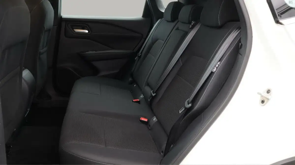 2022-nissan-qashqai-13-dig-t-acenta-premium-140ps-big-15