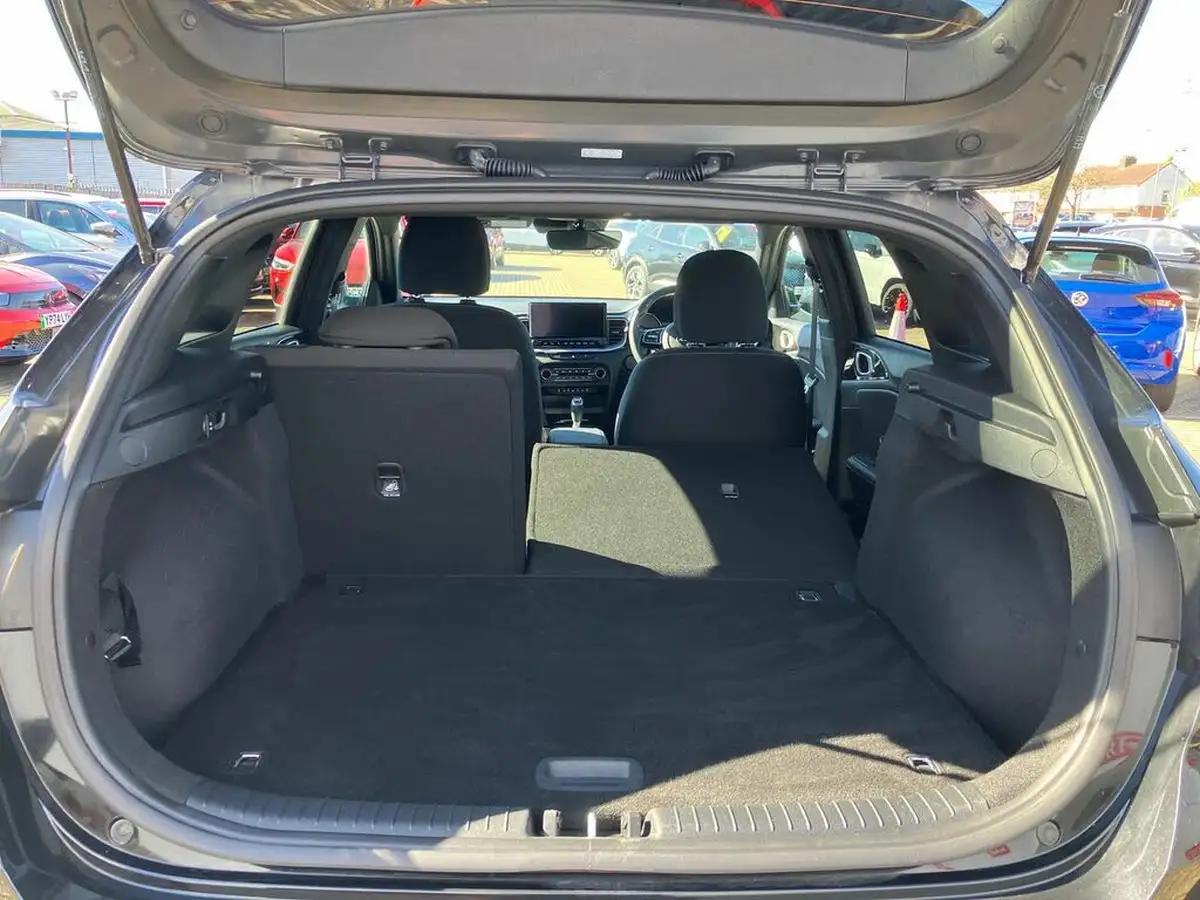 2024-kia-ceed-15-t-gdi-gt-line-138bhp-big-21