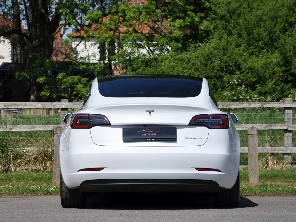 2021-tesla-model-3-e-long-range-4x4-big-11