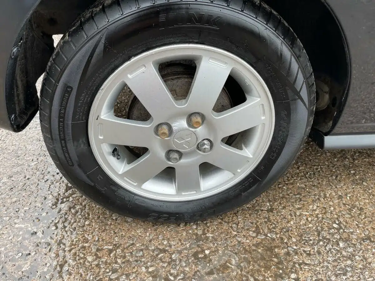 2015-mitsubishi-mirage-12-2-big-32