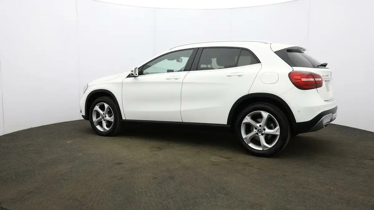 2018-mercedes-benz-gla-class-16-gla-200-sport-156ps-premiumss-7g-dct-big-57