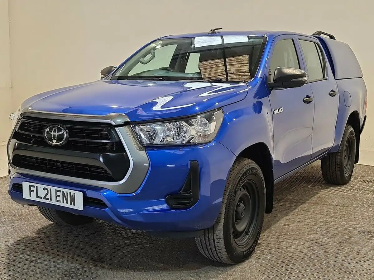 2021-toyota-hi-lux-24d-4d-active-150hpeu6dt-e-double-pick-up-big-8