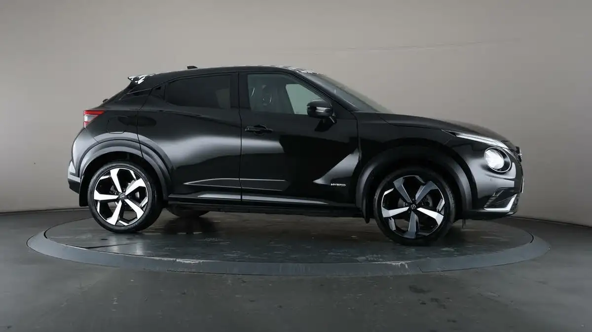 2022-nissan-juke-16-hybrid-tekna-big-52