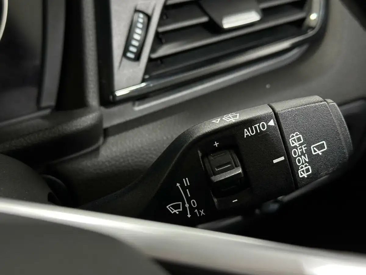 2018-bmw-2-series-15-218i-se-138bhp-active-tourer-5d-big-14