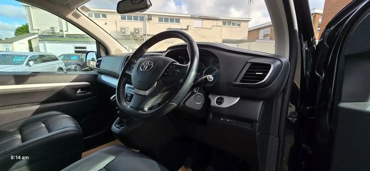 2021-toyota-proace-verso-20d-family-150ps-premium-pkl1-big-26