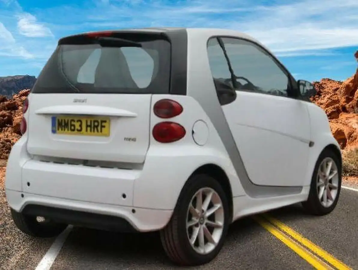 2014-smart-fortwo-10-passion-71bhp-coupe-big-2