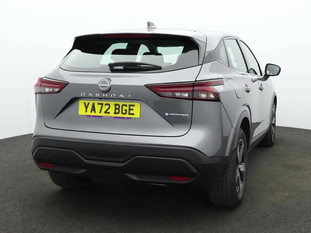 2022-nissan-qashqai-15-acenta-premium-big-4
