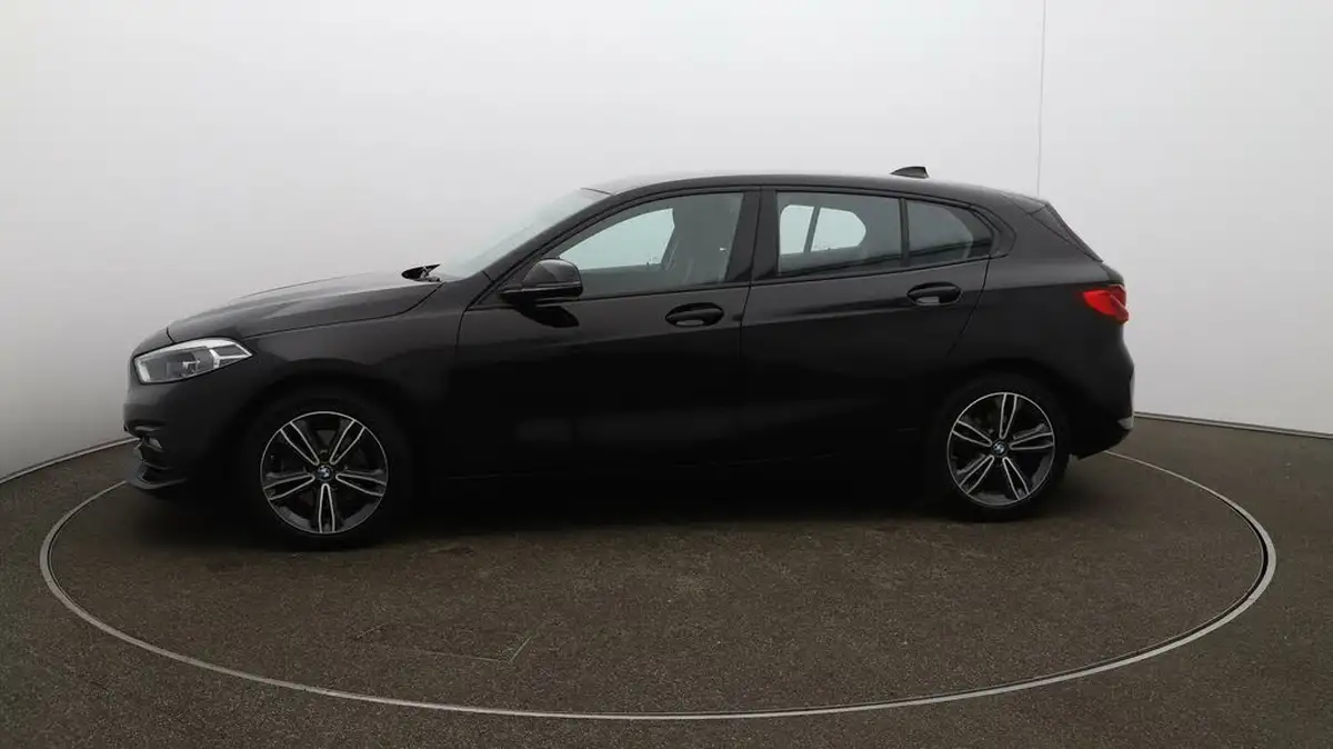 2021-bmw-1-series-15-118i-sport-lcp-big-56