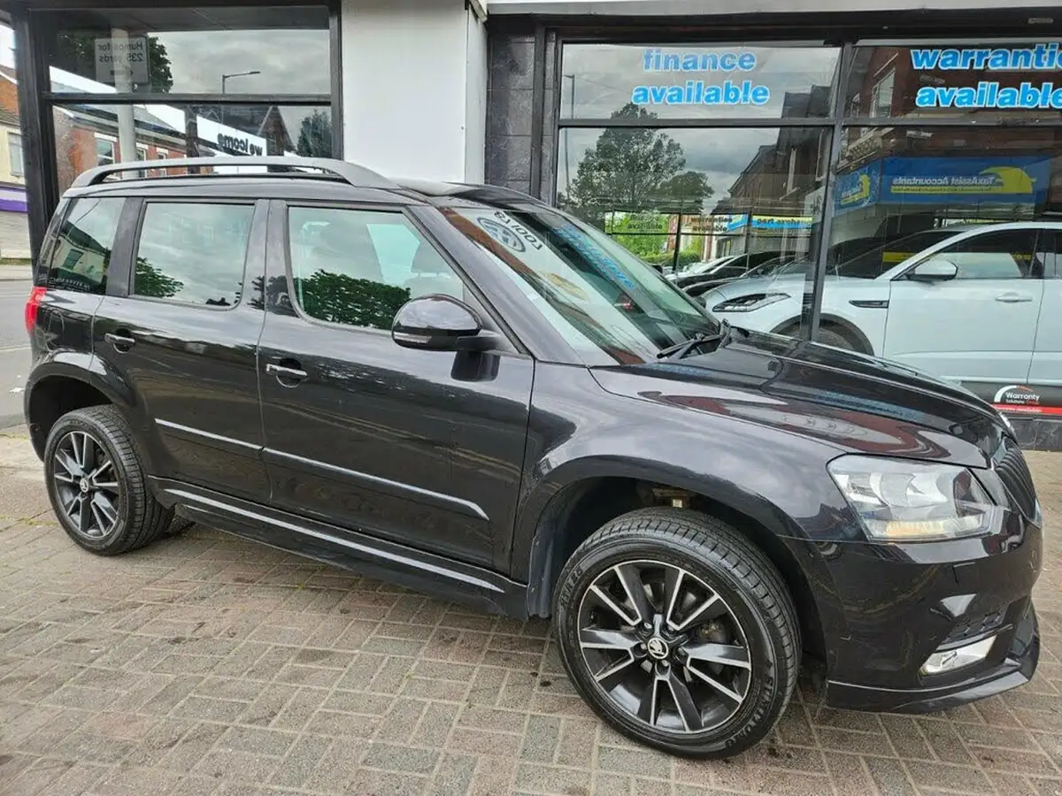 2015-skoda-yeti-20tdi-black-edition-dsg-big-13