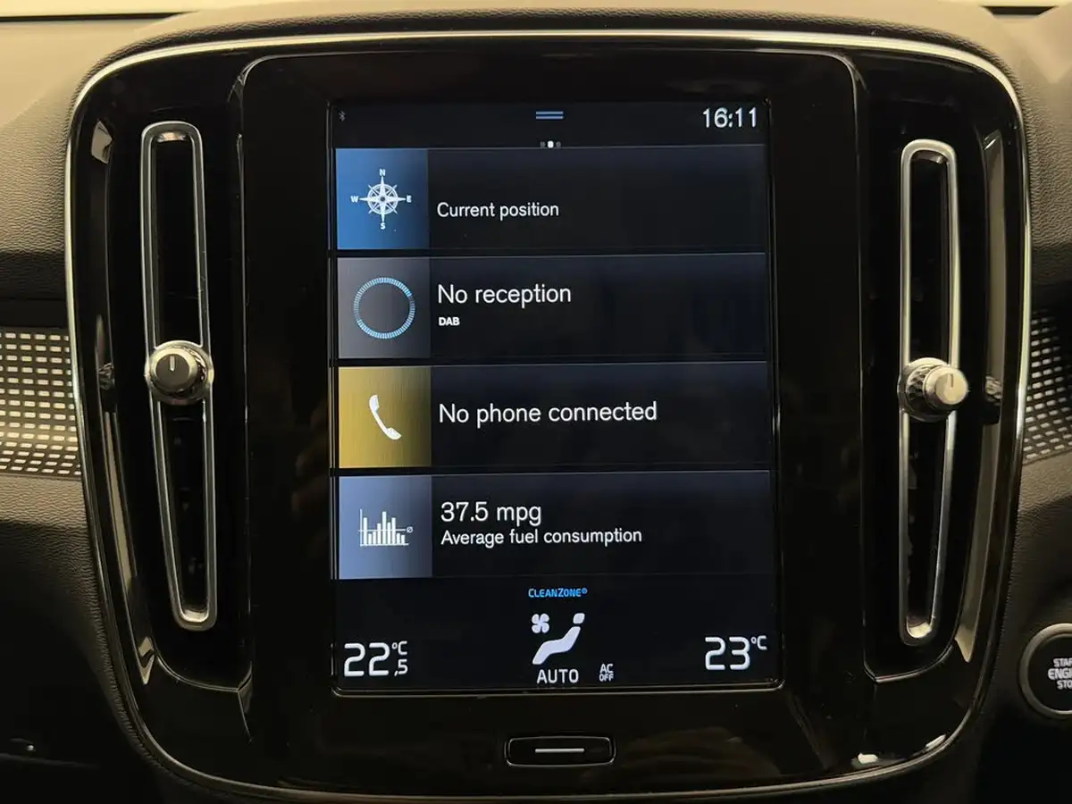 2020-volvo-xc40-15-t3-r-design-geartronic-big-21