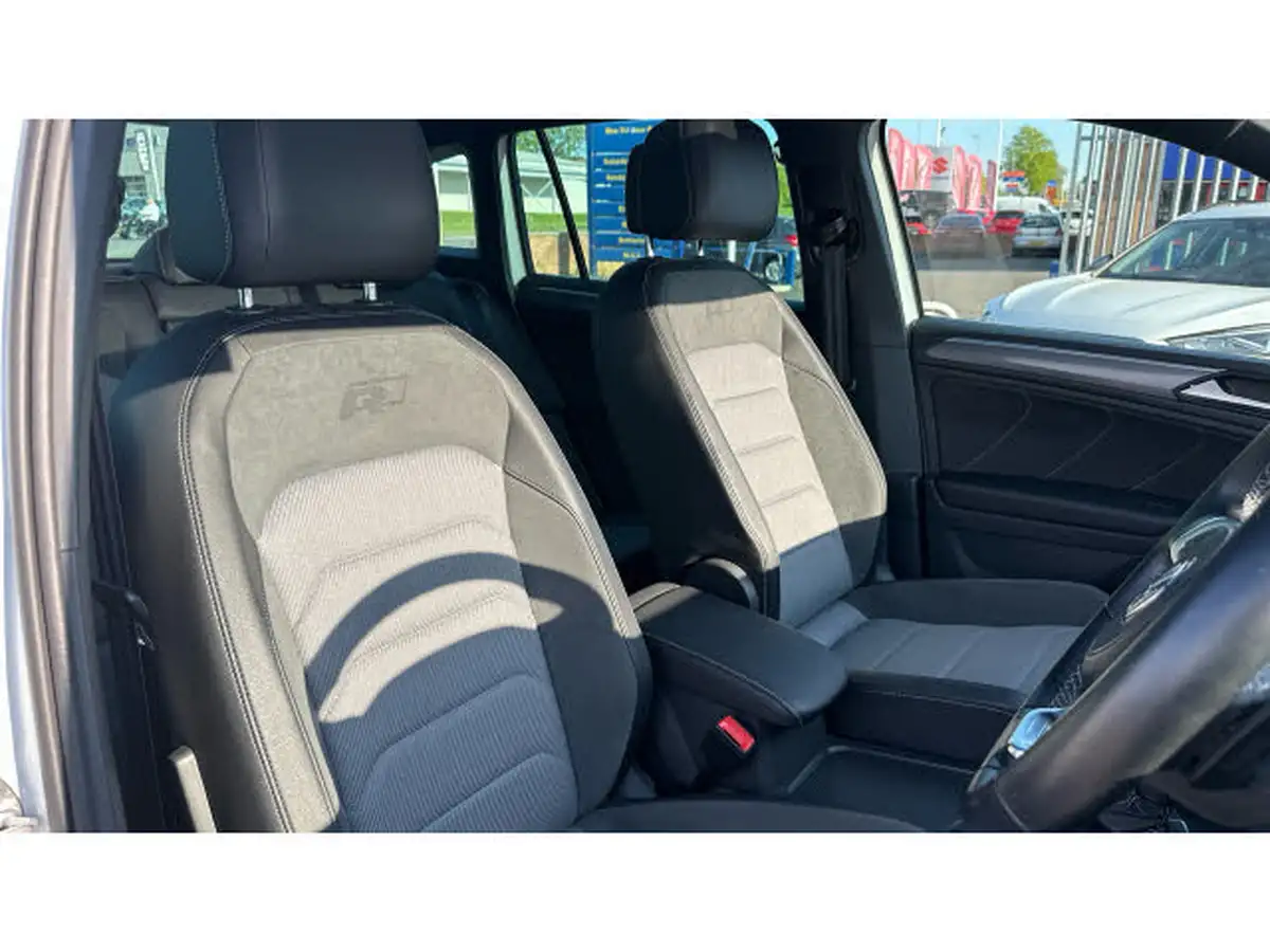 2020-volkswagen-tiguan-20tdi-r-line-tech-150ps-dsg-big-25