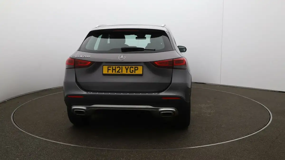 2021-mercedes-benz-gla-class-13-gla-200-sport-executive-big-49