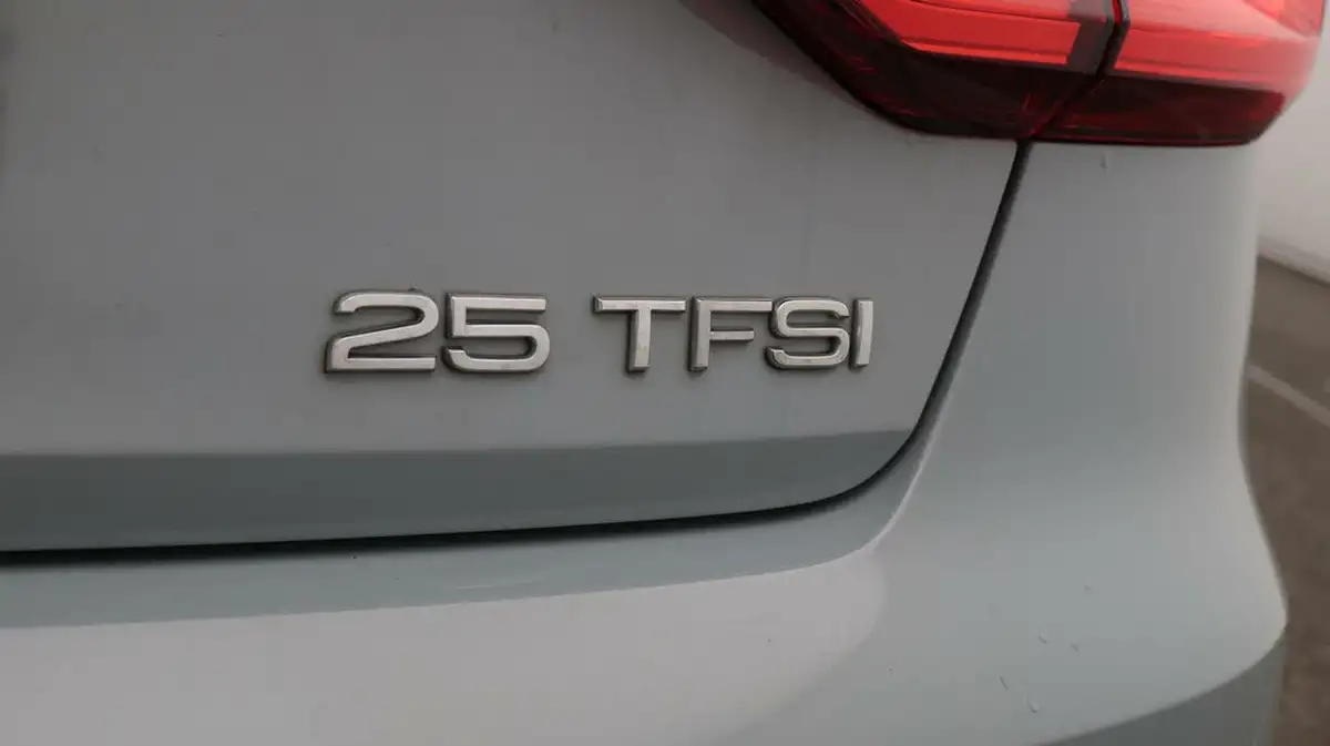 2022-audi-a1-10-25-tfsi-sport-big-21