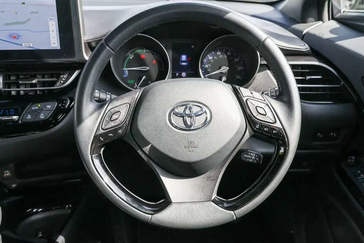 2022-toyota-c-hr-18-vvt-i-design-big-7