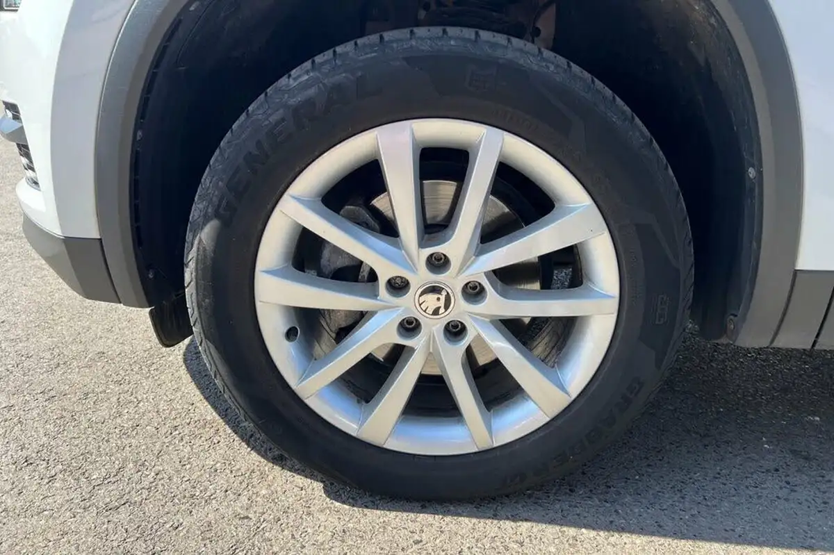 2020-skoda-kodiaq-15-tsi-se-5-dsg-big-33