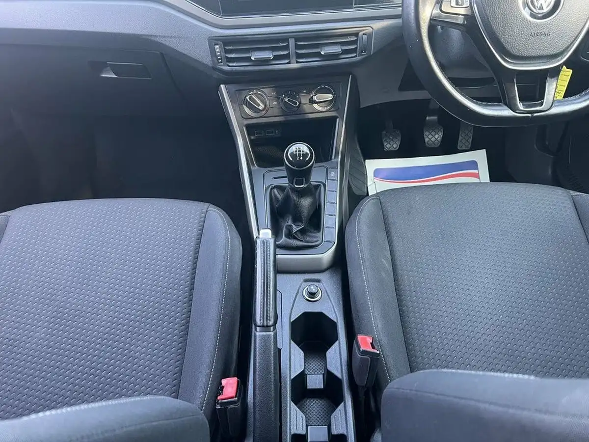 2018-volkswagen-polo-10-tsi-se-big-26