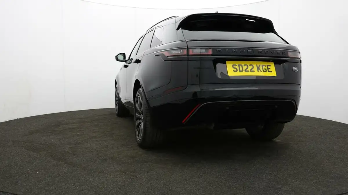 2022-land-rover-range-rover-velar-20-d200-r-dynamic-se-big-26