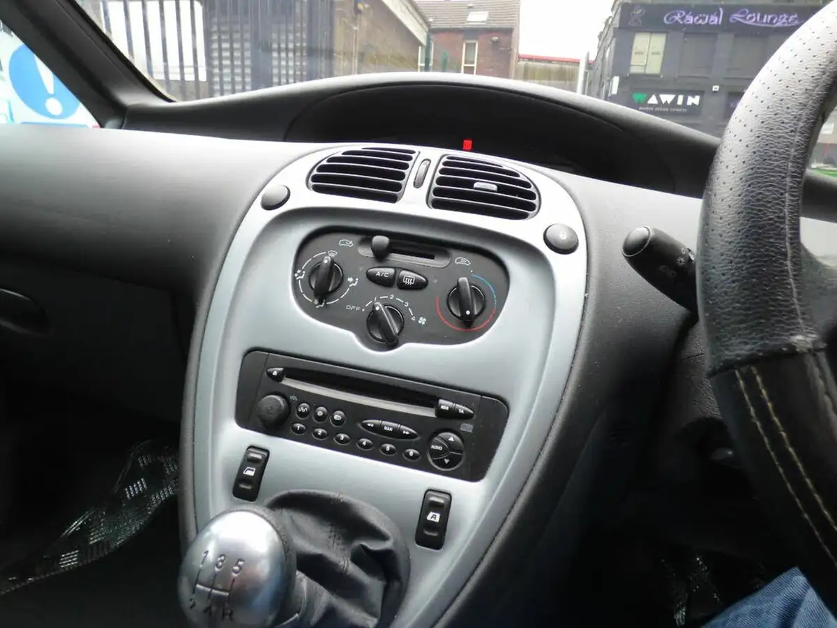2008-citroen-xsara-picasso-16-desire-big-14