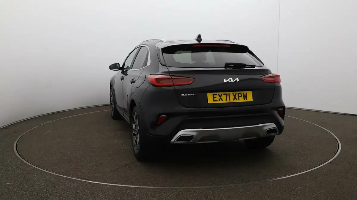 2021-kia-xceed-15-t-gdi-3-big-51