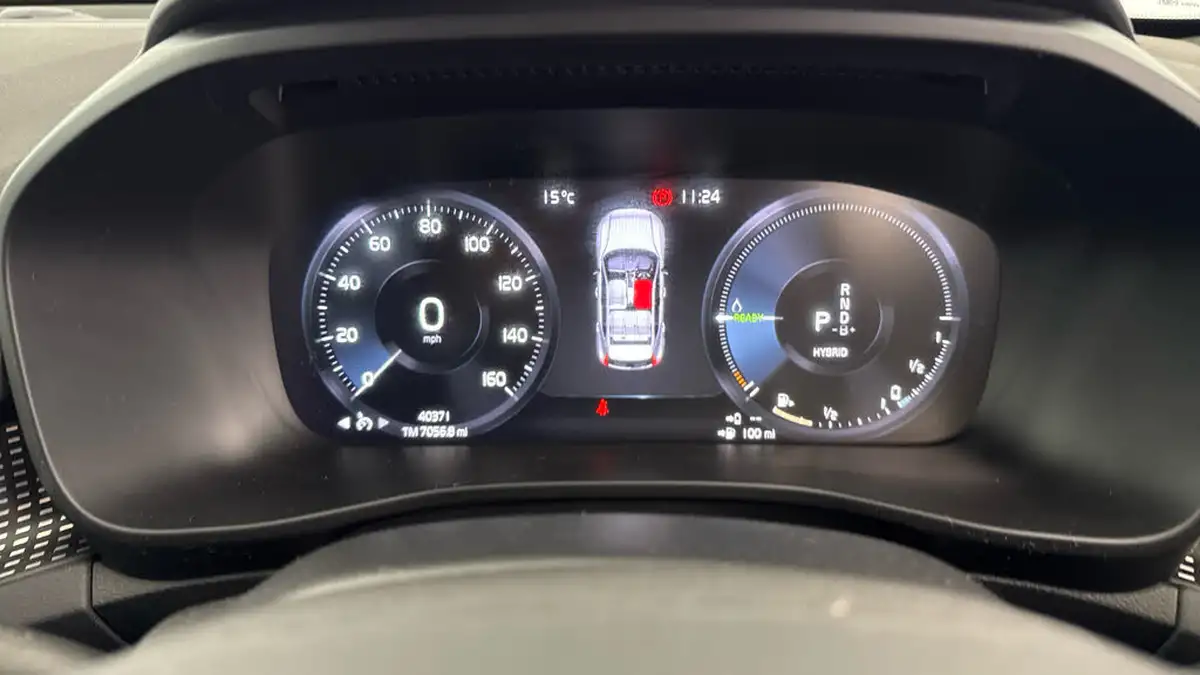 2021-volvo-xc40-15-t5-r-design-262bhp-big-12