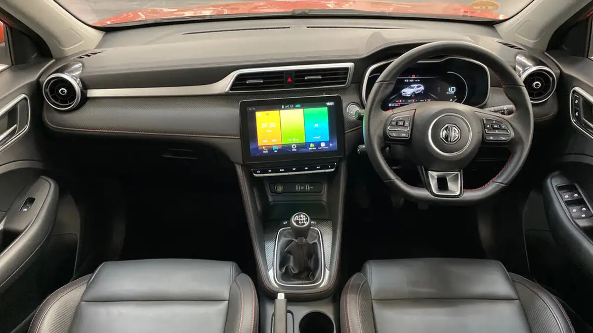 2023-mg-zs-suv-10t-gdi-exclusive-big-10