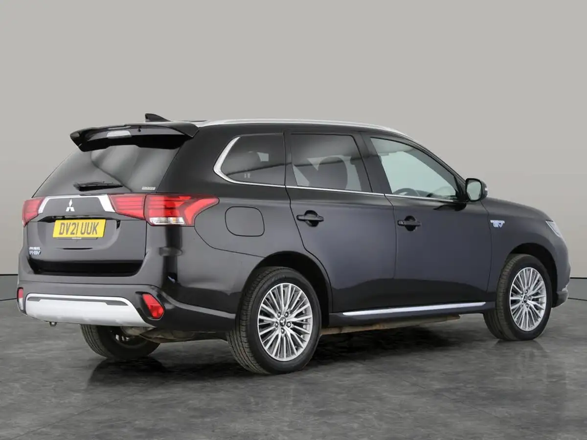 2021-mitsubishi-outlander-24-dynamic-phev-big-4