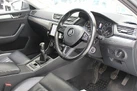 2015-skoda-superb-20tdi-scr-se-l-executive-190ps-hatchback-small-48