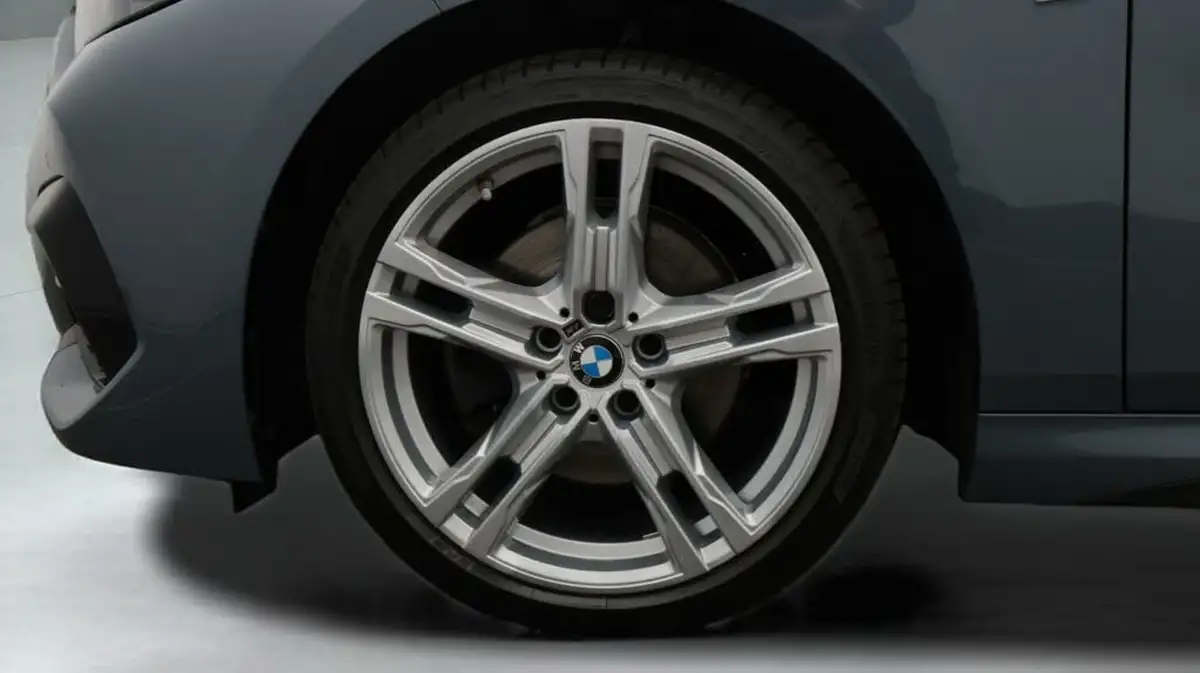 2022-bmw-2-series-15-218i-sport-lcp-coupe-4d-dct-big-18