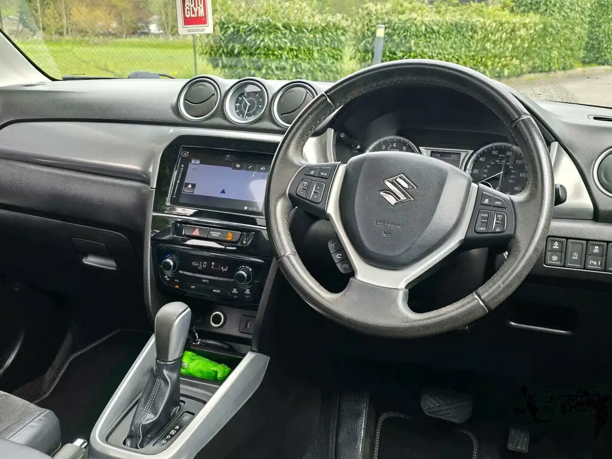 2015-suzuki-vitara-16-sz5-auto-big-18