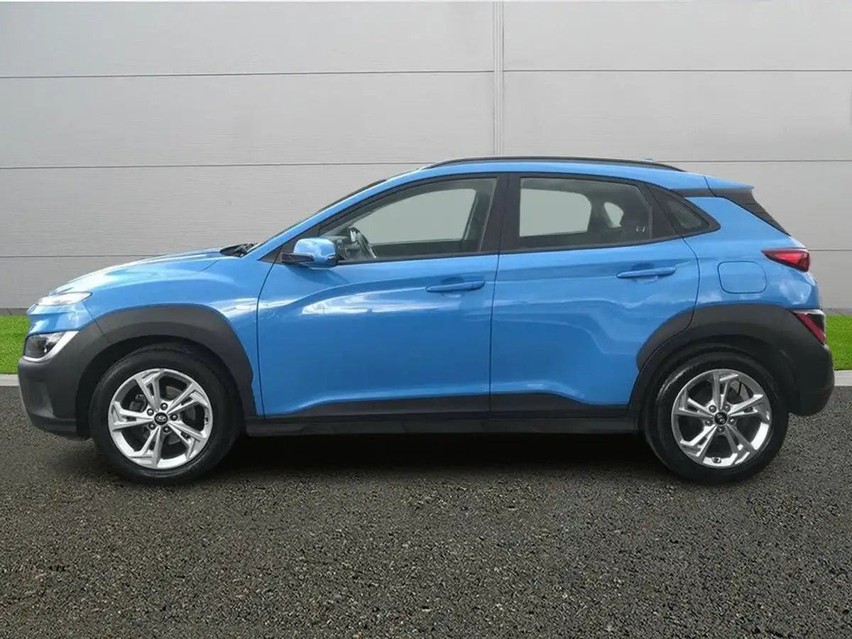 2022-hyundai-kona-10-t-gdi-se-connect-big-3