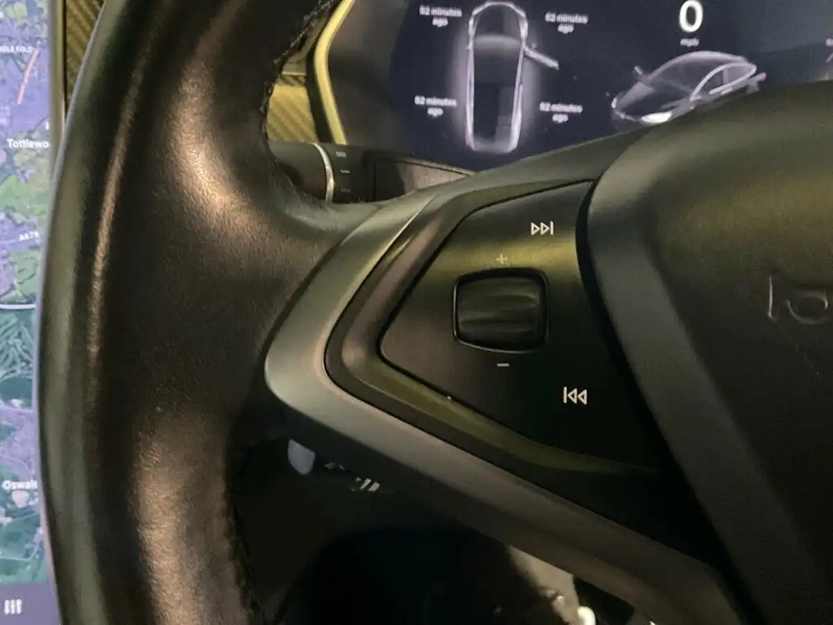 2020-tesla-model-x-e-ludicrous-performance-big-39