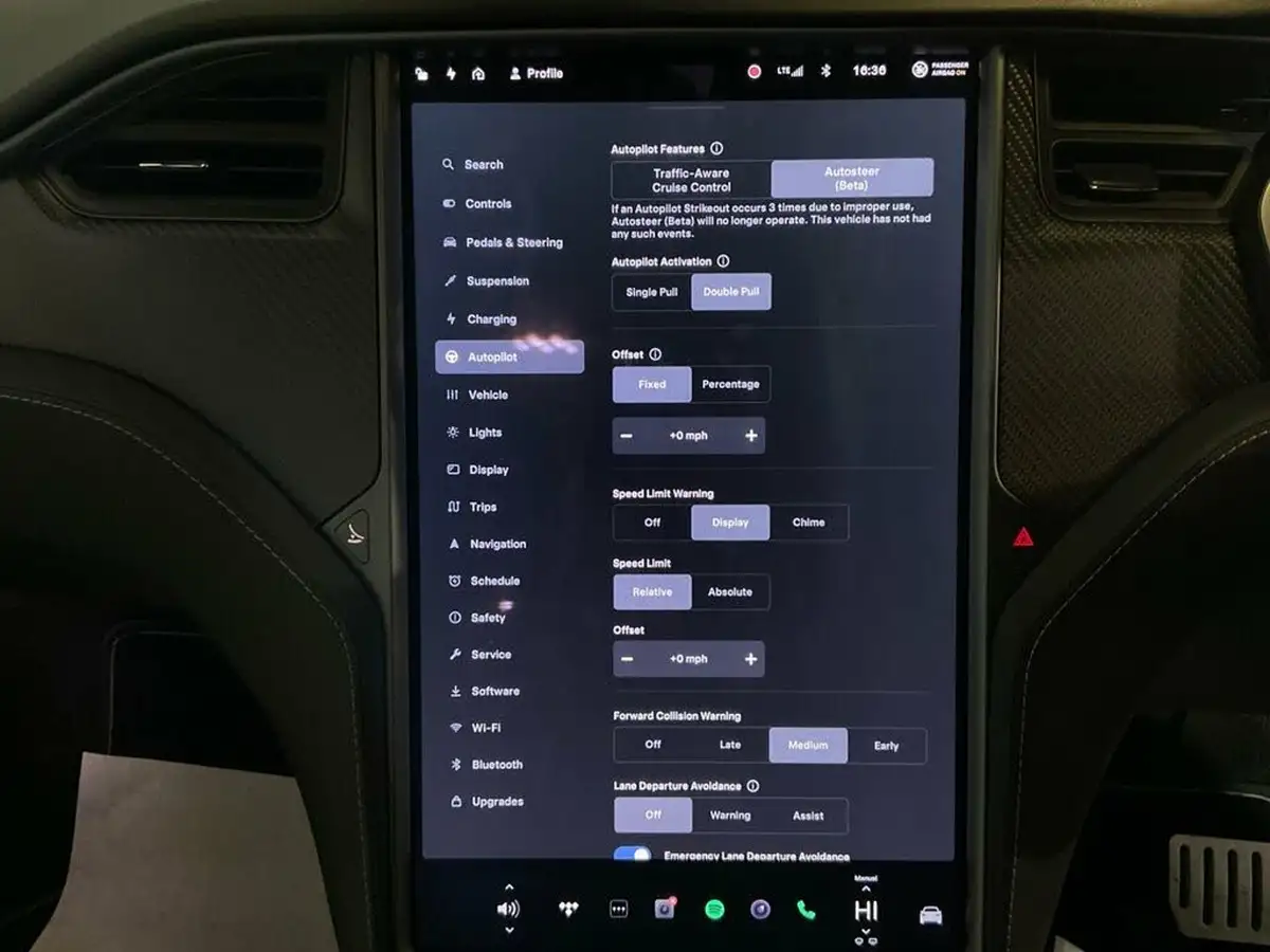 2020-tesla-model-x-e-ludicrous-performance-big-67