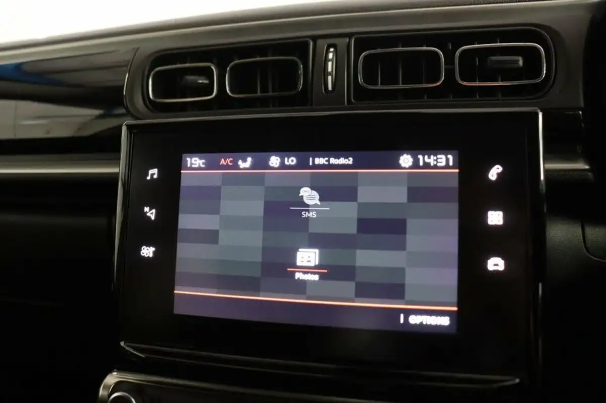 2024-citroen-c3-12-puretech-plus-110ps-eat6-big-20