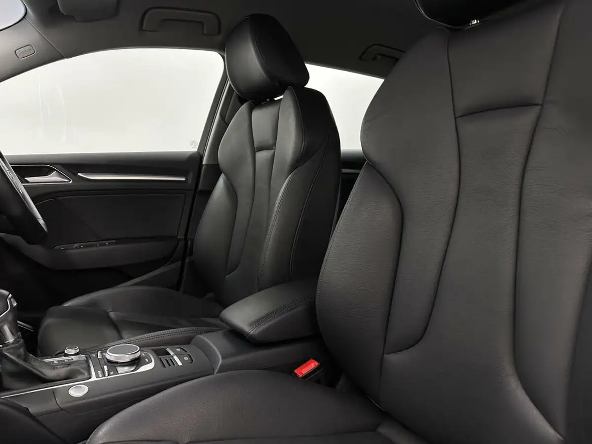 2020-audi-a3-14-40-e-tron-big-34